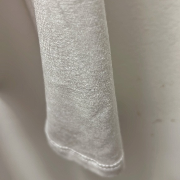 Heimious long sleeve T shirt.   #1486.   NWT - Picture 5 of 6